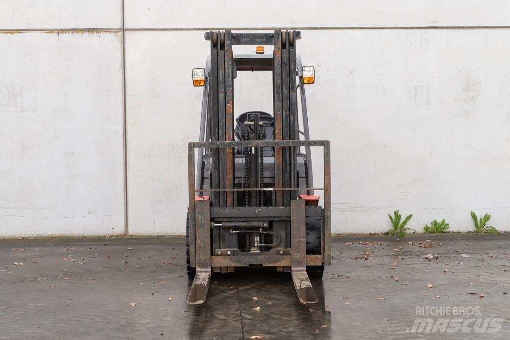 Manitou MI 30 D Дизелови камиони