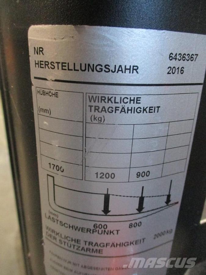 BT SWE 200D Колички високоповдигачи с теглич