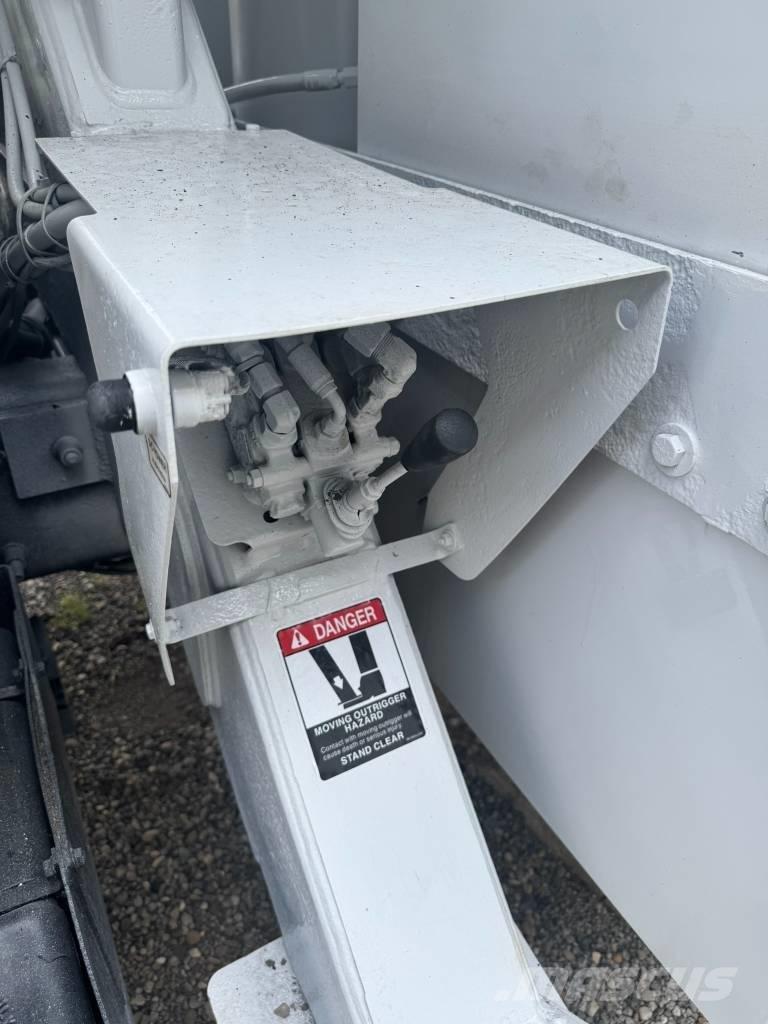 Altec LR V 56 Моторизирани платформи с талига