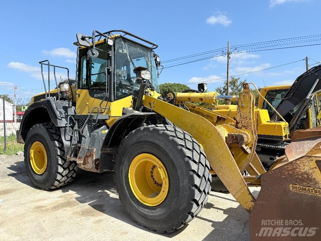 Komatsu WA 380-8 Колесни товарачи