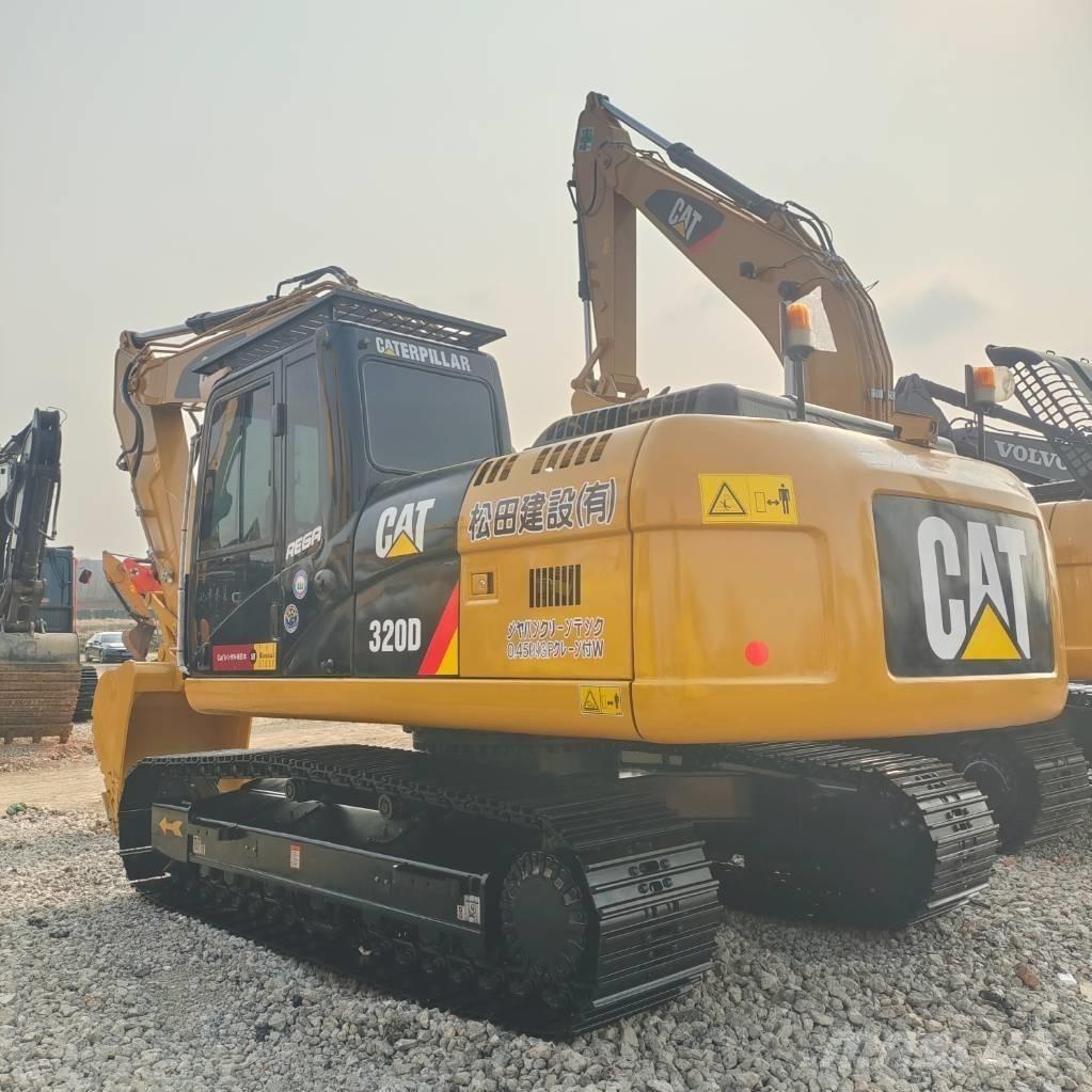 CAT 320 D Верижен екскаватор