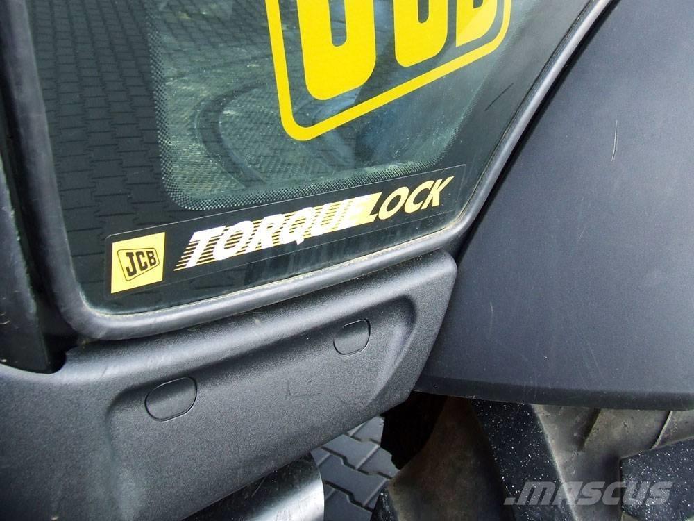 JCB 4cx Товарач със заден ексватор