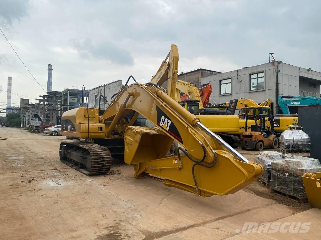 CAT 320 C Верижен екскаватор