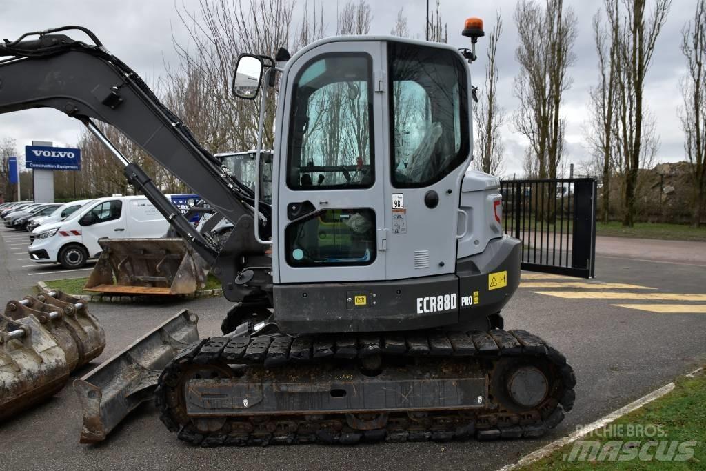 Volvo ECR 88 D Средни екскаватори 7т - 12т
