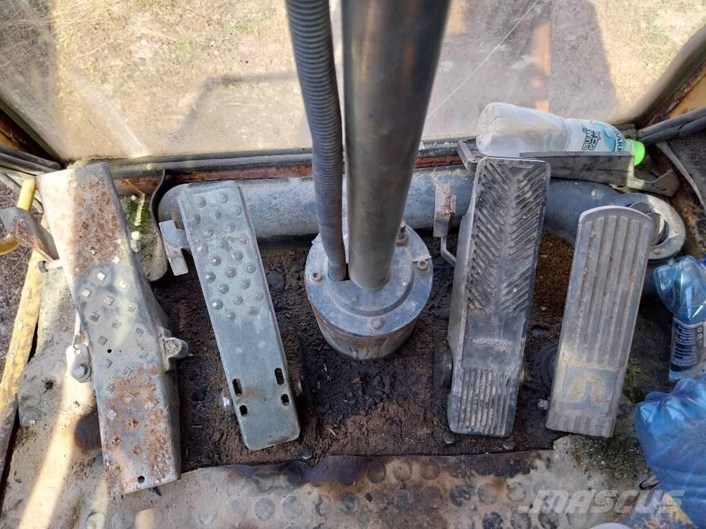 Zeppelin ZM 15 C Колесни екскаватори