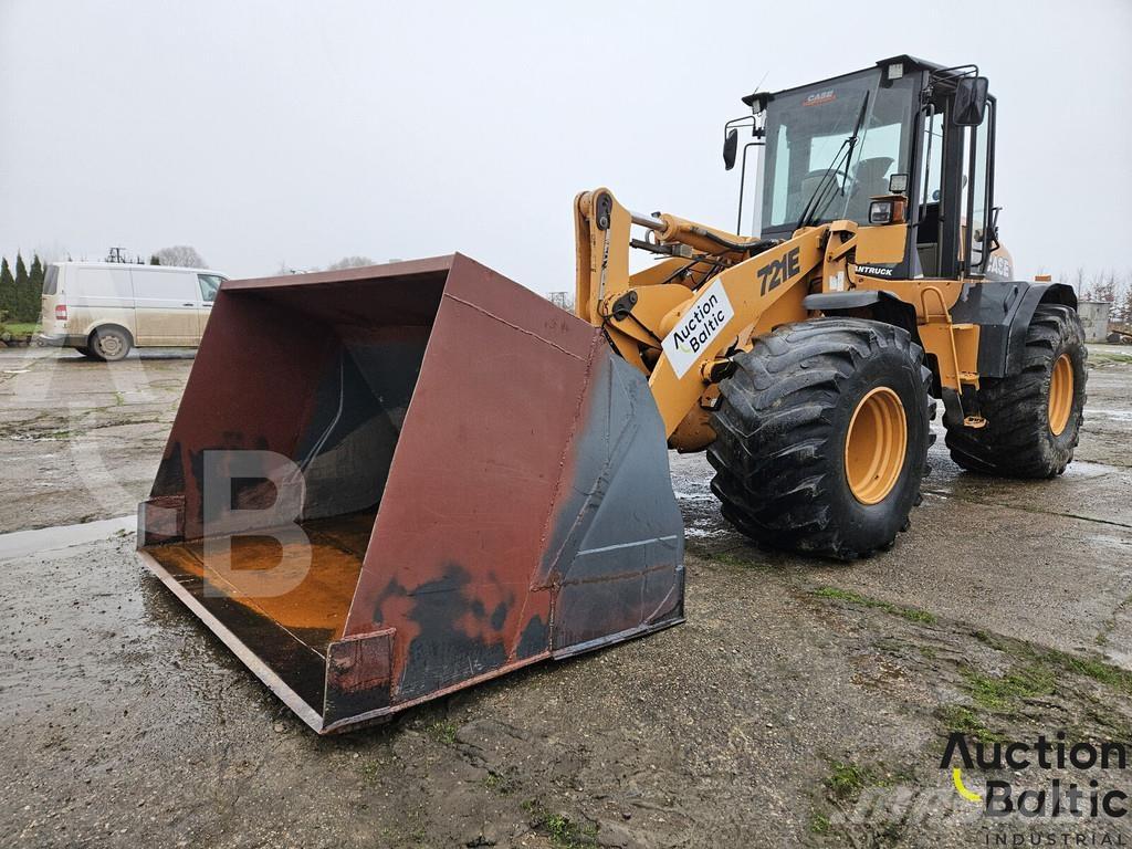 CASE 721 E Колесни товарачи