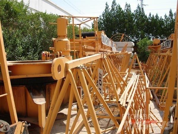 Liebherr 100LC Мачтови кранове