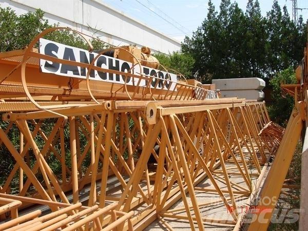 Liebherr 100LC Мачтови кранове