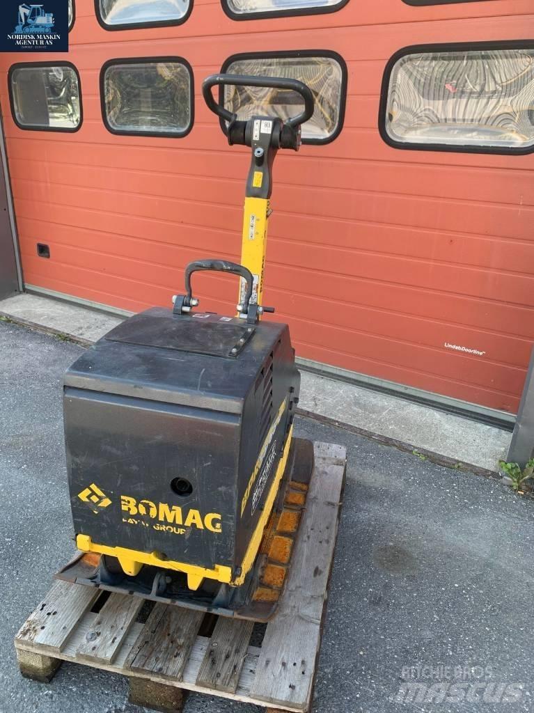 Bomag BPR 55/65 D Уплътнители за плочи
