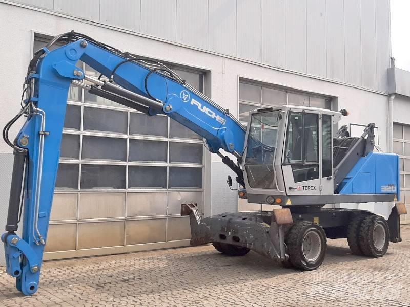 Fuchs MHL 320 F Оператори на отпадъци/индустрия
