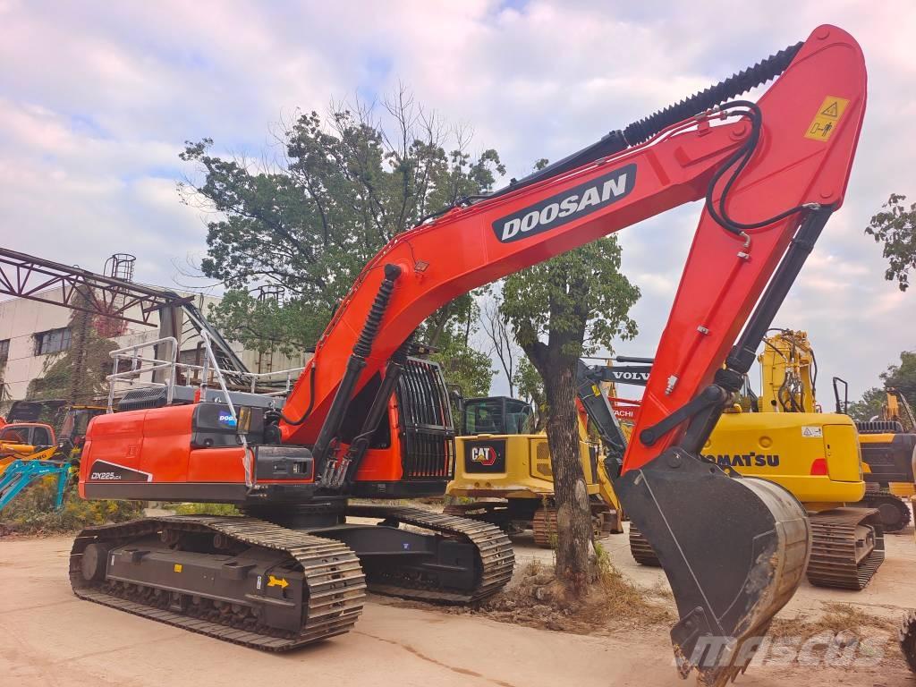 Doosan DX 225LC-9C Верижен екскаватор