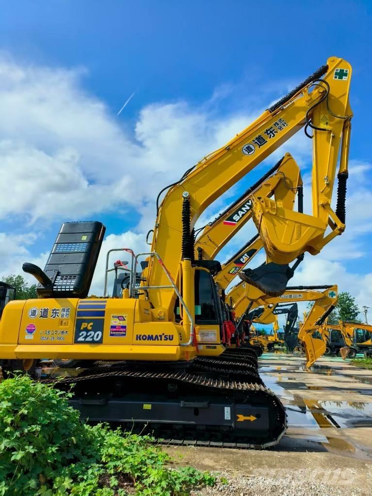 Komatsu PC 220-8 Верижен екскаватор