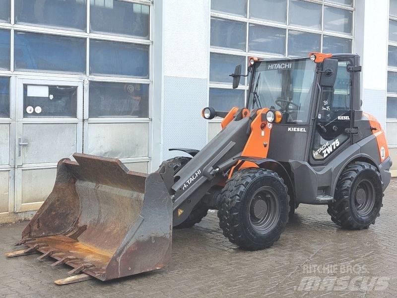 Hitachi ZW 75-6 Мини товарачи
