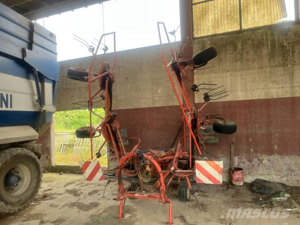 Lely TH 680 Гребла и сенообръщачки