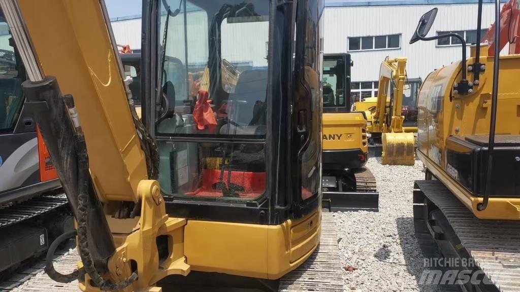 CAT 305 CR Верижен екскаватор