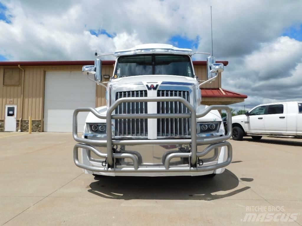 Western Star 5700 XE Влекачи