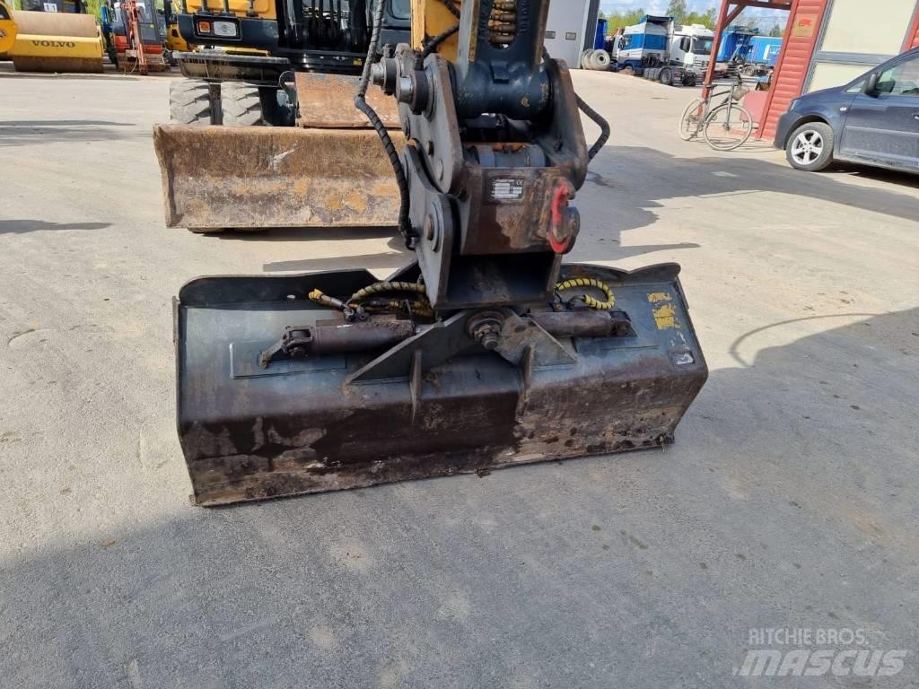 Hyundai HW 140 Колесни екскаватори