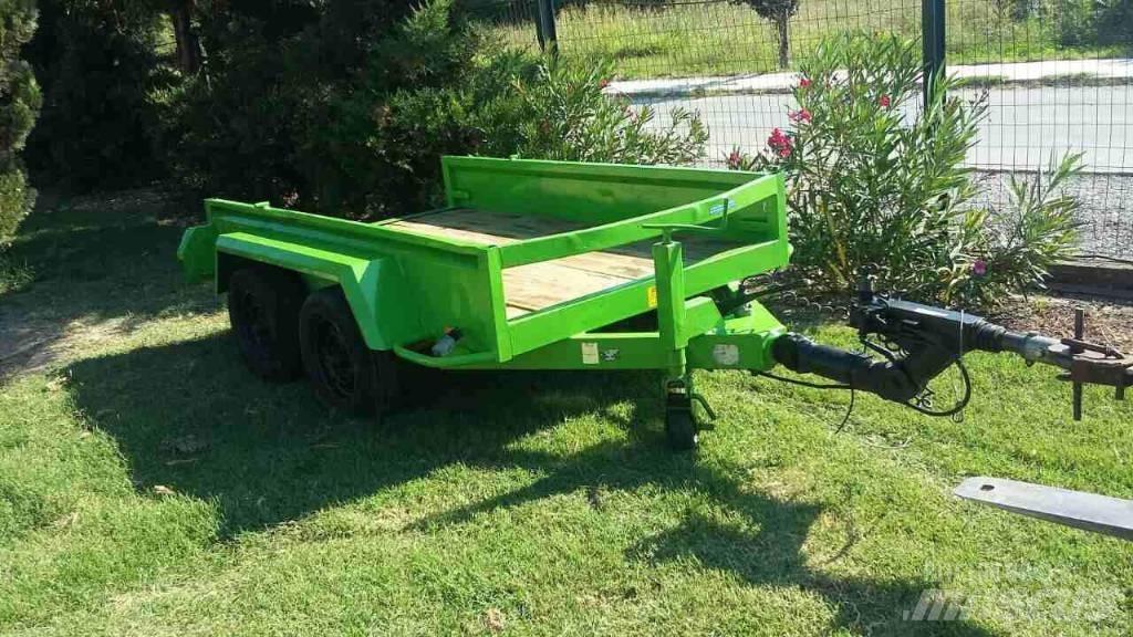 Agco 2000 Ремаркета за бали