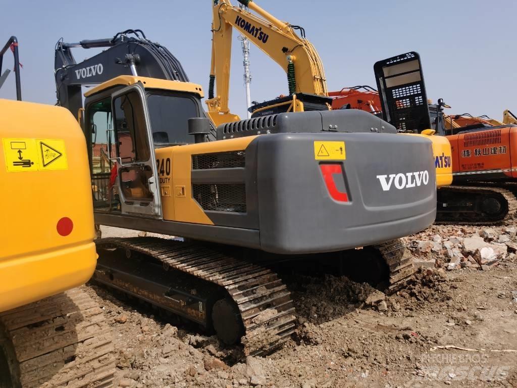 Volvo EC 240 Верижен екскаватор