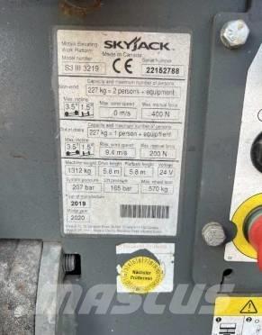 SkyJack SJ III 3219 Ножични работни платформи