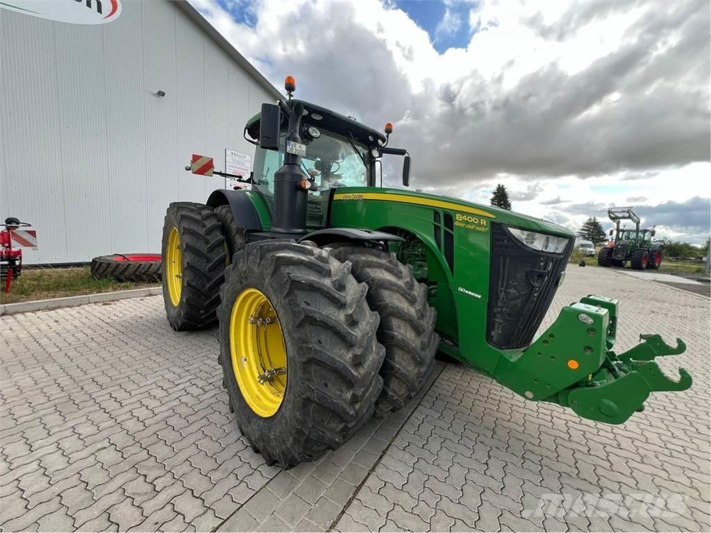 John Deere 8400 R Трактори