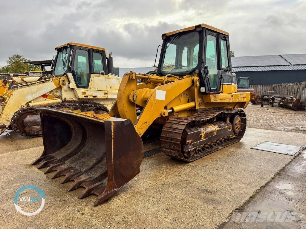 CAT 953C Верижен товарач