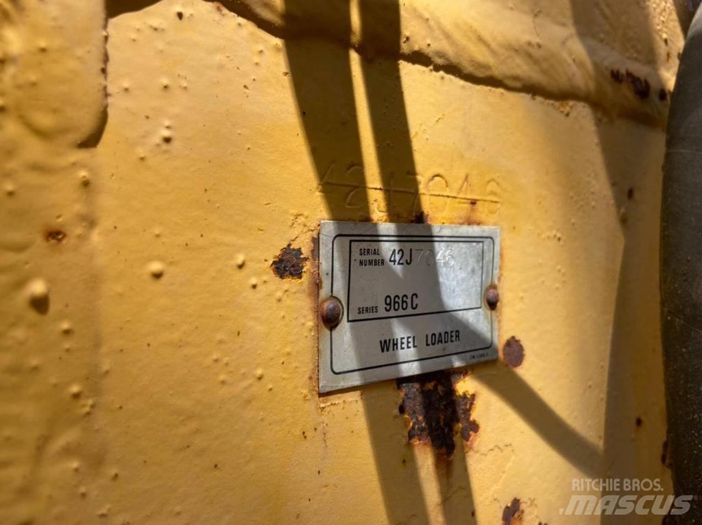 CAT 966 C Колесни товарачи