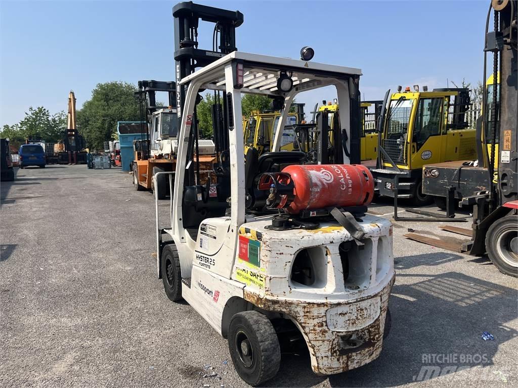 Hyster H2.5FT Камиони с АГУ