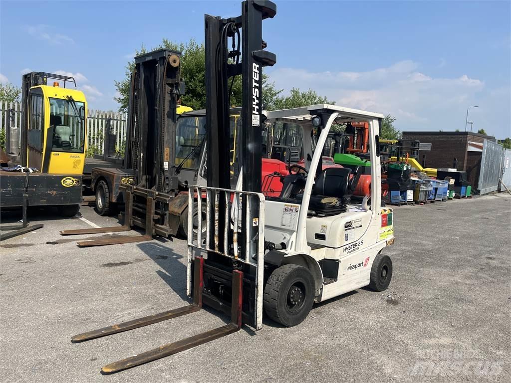 Hyster H2.5FT Камиони с АГУ