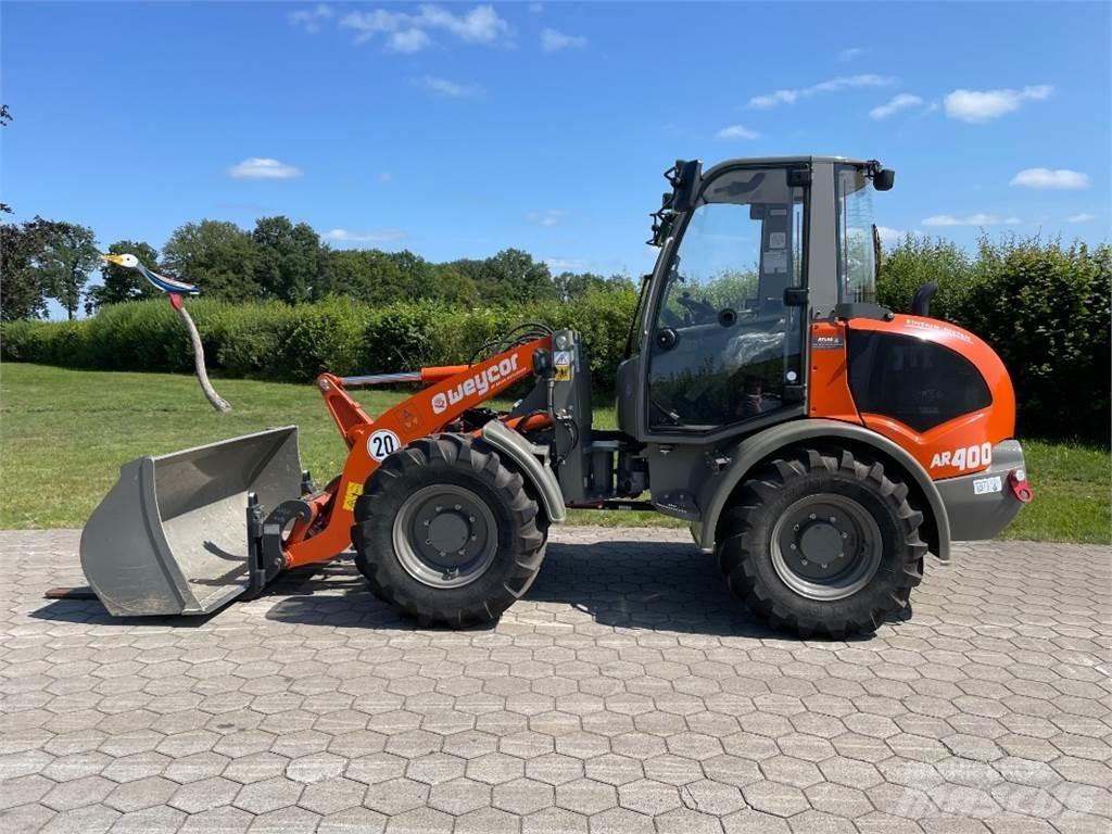 Atlas AR400 Колесни товарачи