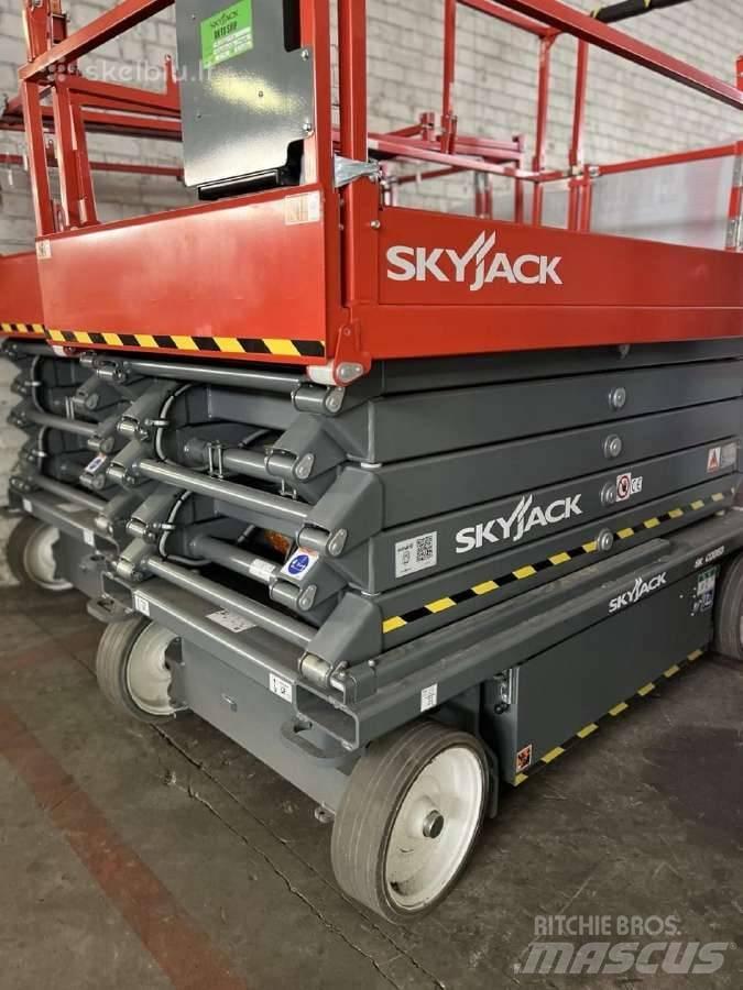 SkyJack SJ4732 Ножични работни платформи