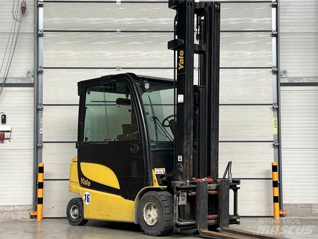 Yale ERP30VL Електрически вилични кари-повдигачи