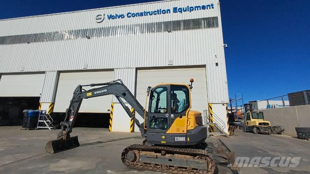 Volvo ECR 88 D Средни екскаватори 7т - 12т