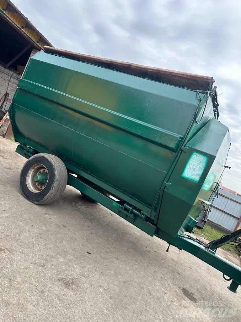 Keenan 170 BH Самоходни фуражири