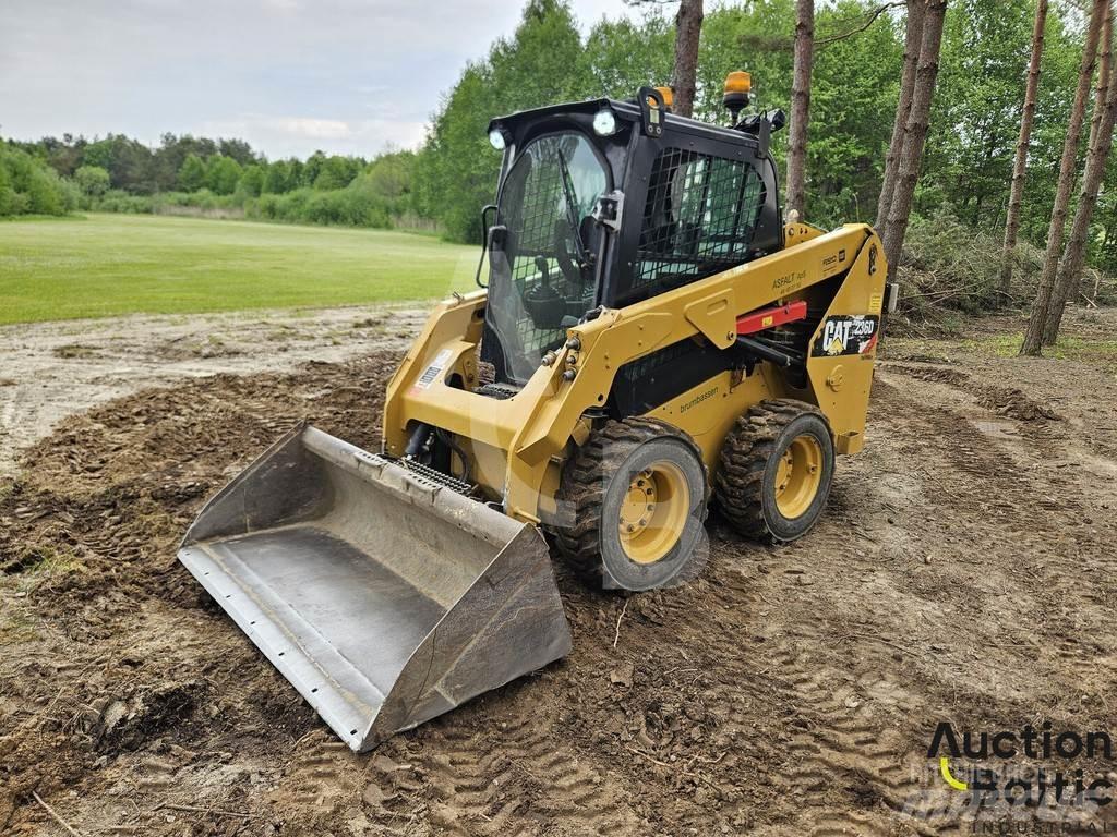 CAT 236 D Мини товарачи
