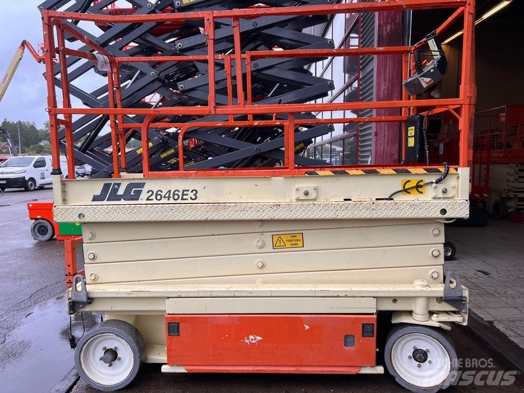 JLG 2646 E 3 Ножични работни платформи