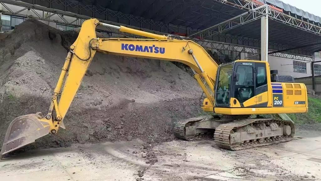 Komatsu PC 200-11 Верижен екскаватор
