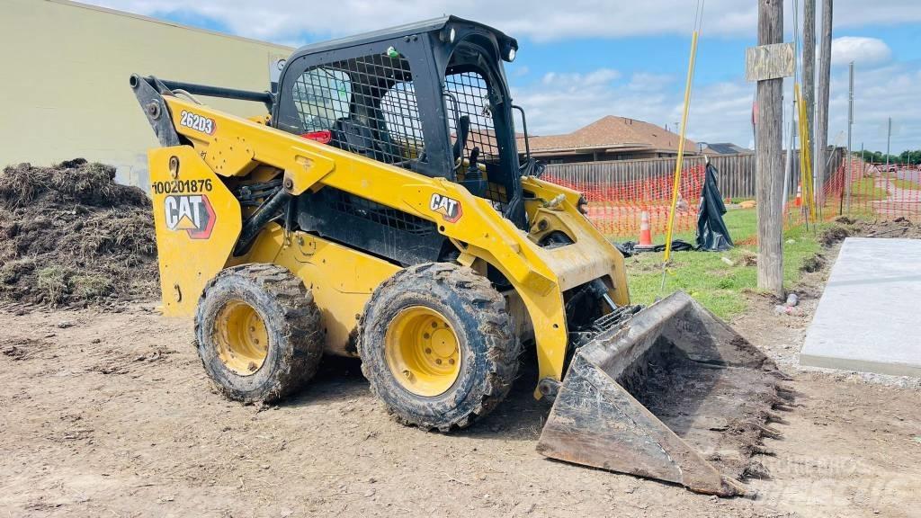 CAT 262D3 Мини товарачи
