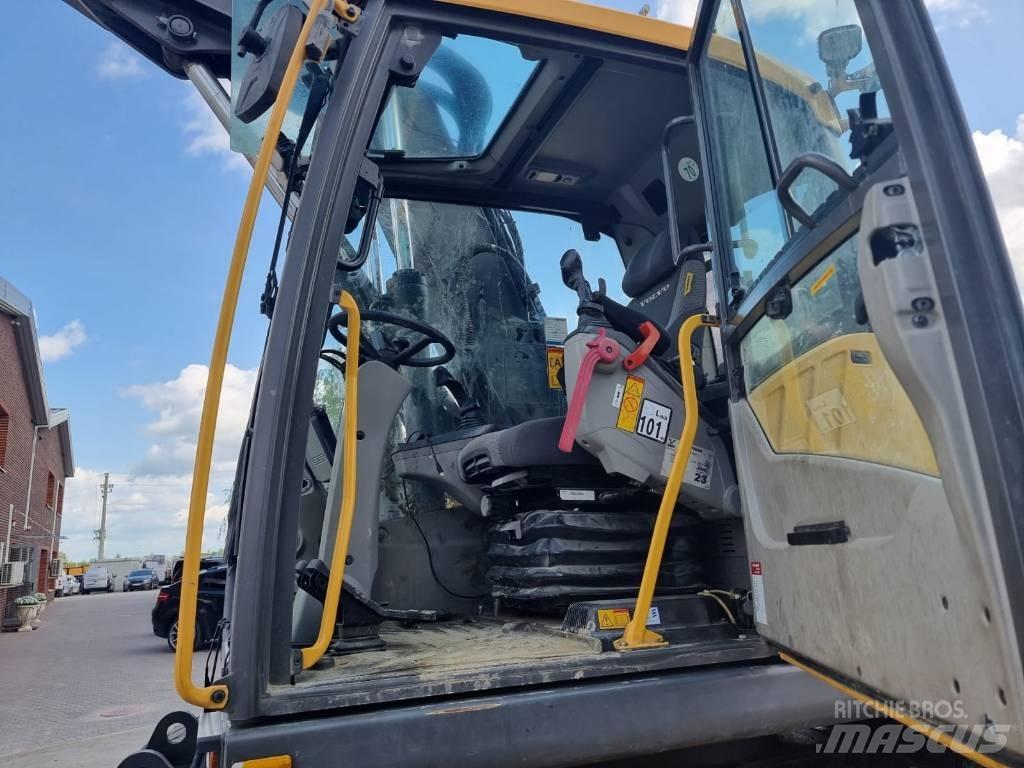 Volvo EW 140 D Колесни екскаватори