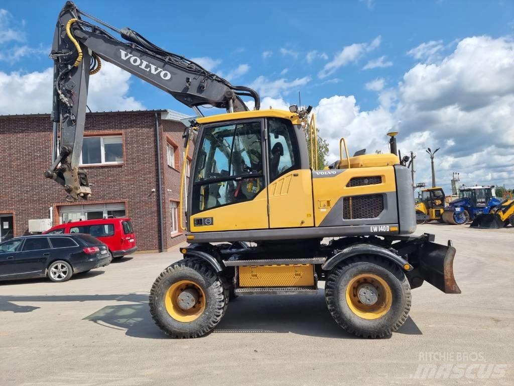 Volvo EW 140 D Колесни екскаватори