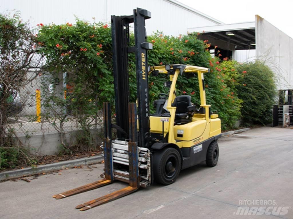Hyster H3.5FT Камиони с АГУ
