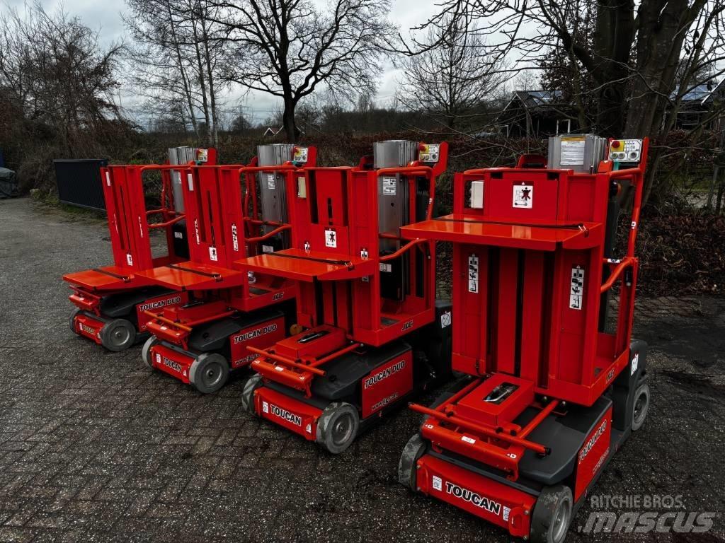 JLG Toucan Duo Вертикални мачтови повдигачи
