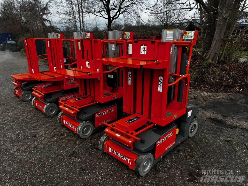 JLG Toucan Duo Вертикални мачтови повдигачи
