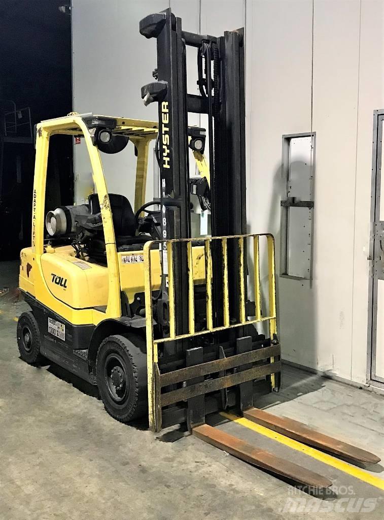 Hyster H2.5FT Камиони с АГУ