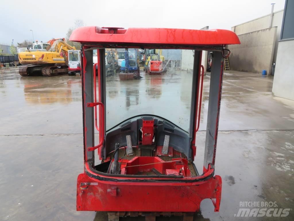 Volvo L 30 B / L 35 Кабина