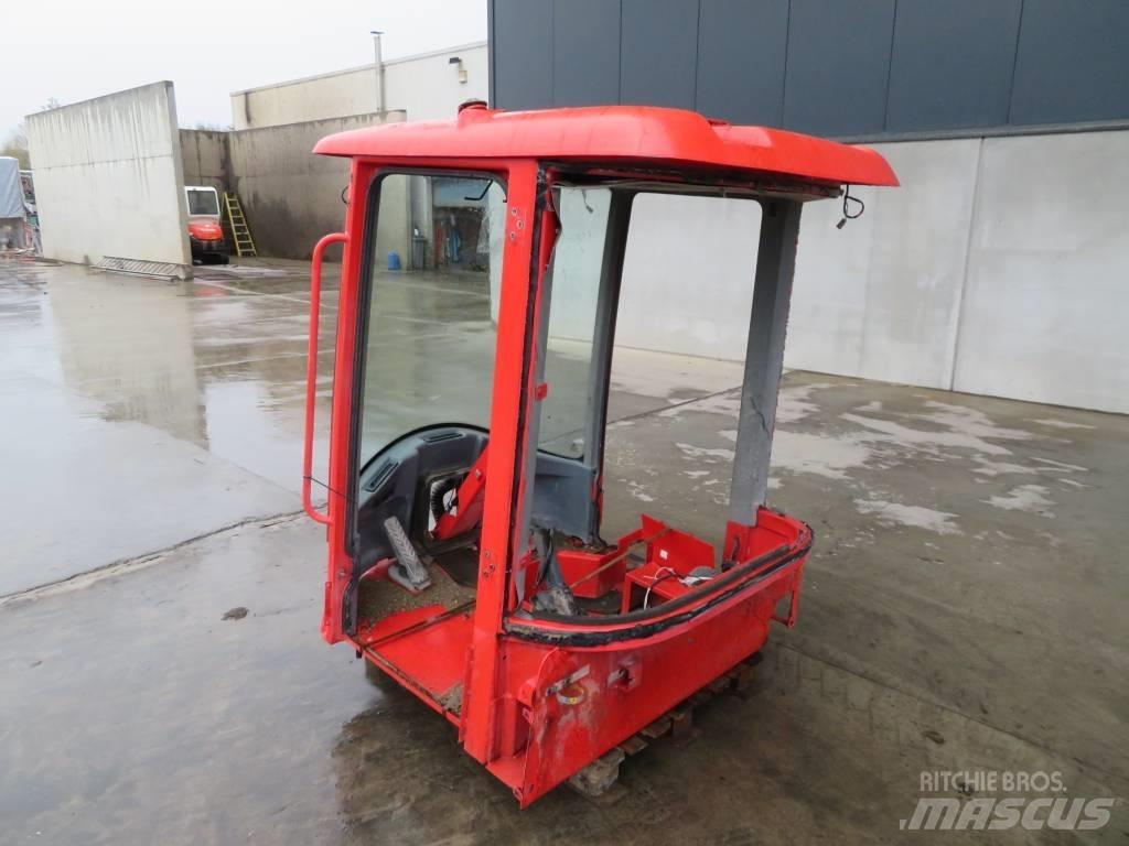 Volvo L 30 B / L 35 Кабина