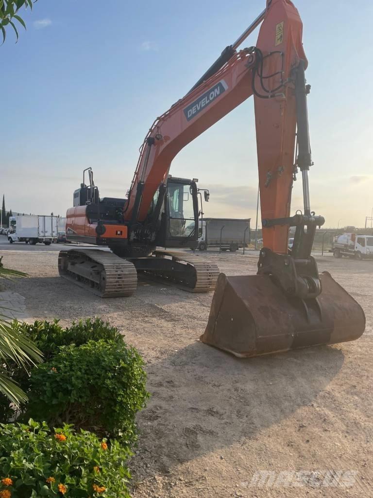Doosan DX225LC-7 Верижен екскаватор