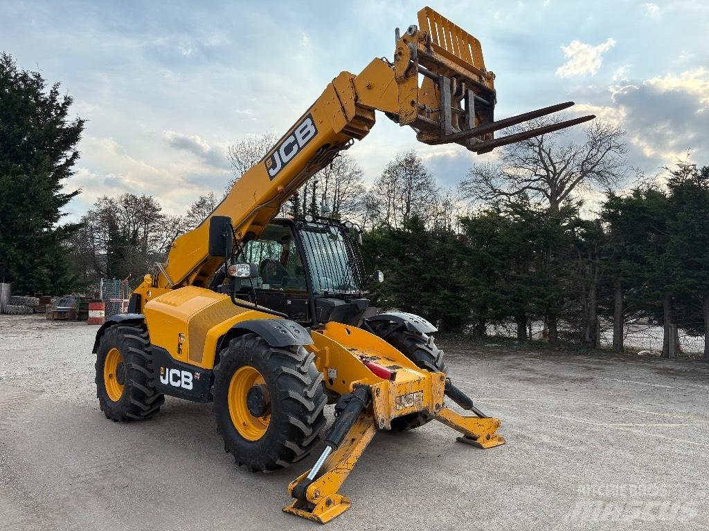JCB 535-125 Телескопични товарачи