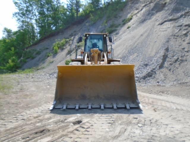 CAT 966 G Колесни товарачи