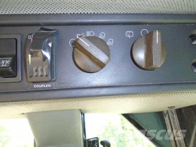 CAT 966 G Колесни товарачи